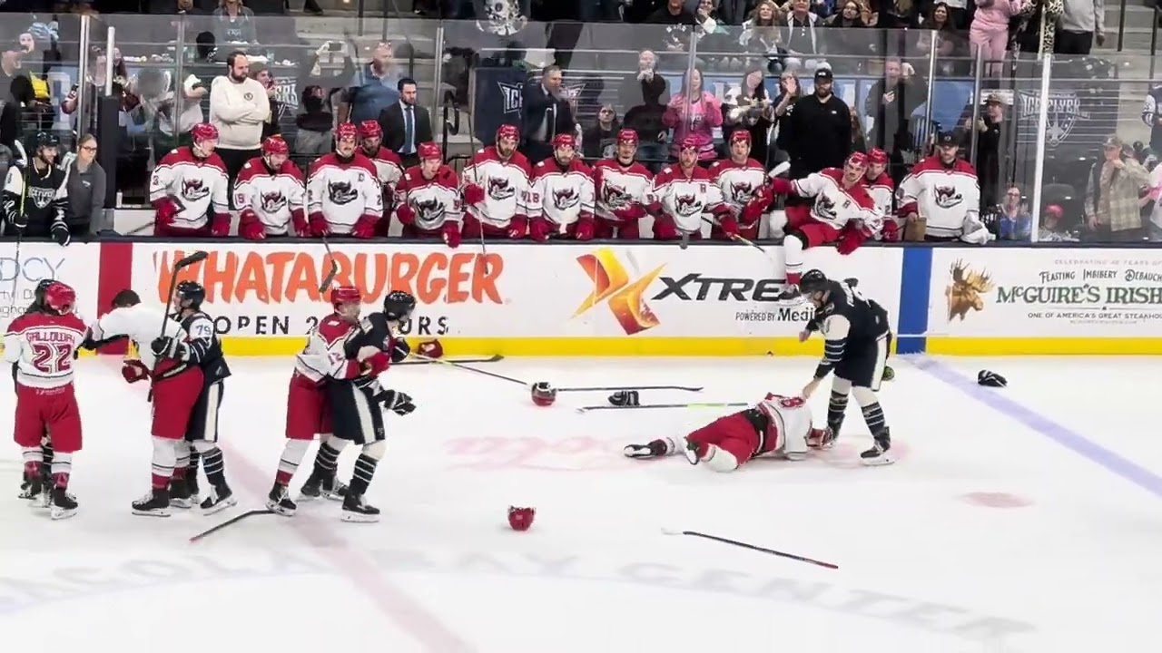 Multiple fights: Pensacola Ice Flyers & Huntsville Havoc 12/27/25 SPHL