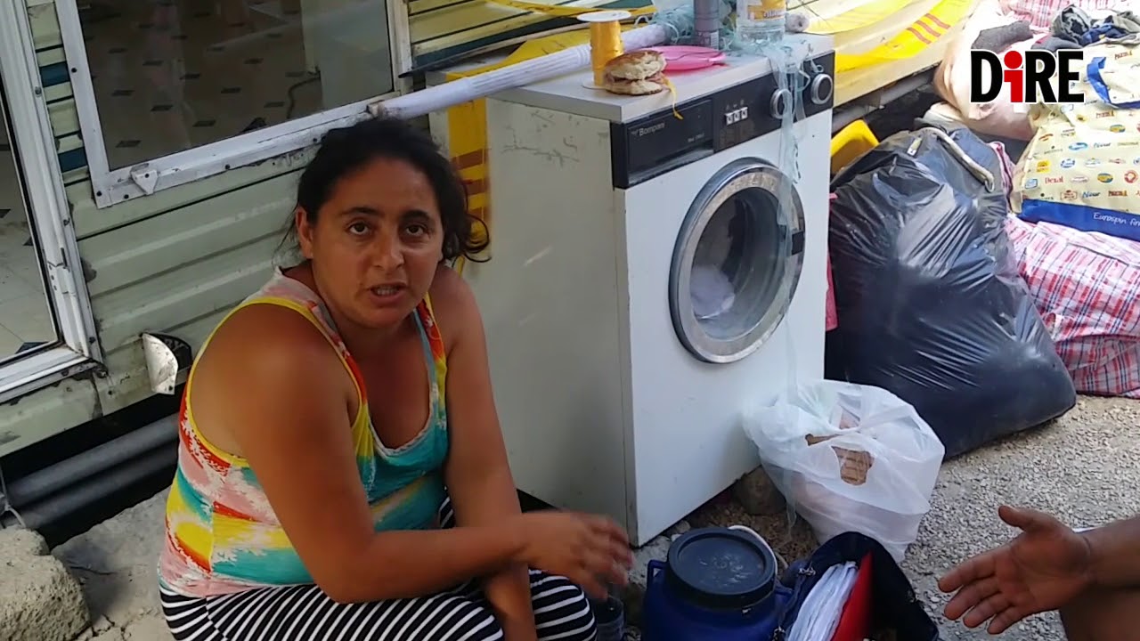 Rom, sgomberato Camping River a Roma: roulotte distrutte e abitanti in strada