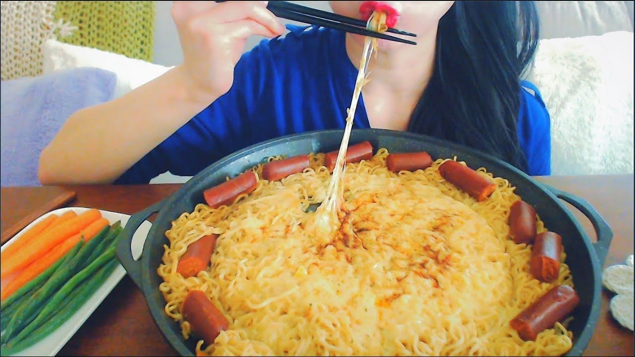 ASMR CHEESY HOTDOG RAMEN | LONG BEANS | CARROTS | EATING SOUNDS | NO TALKING