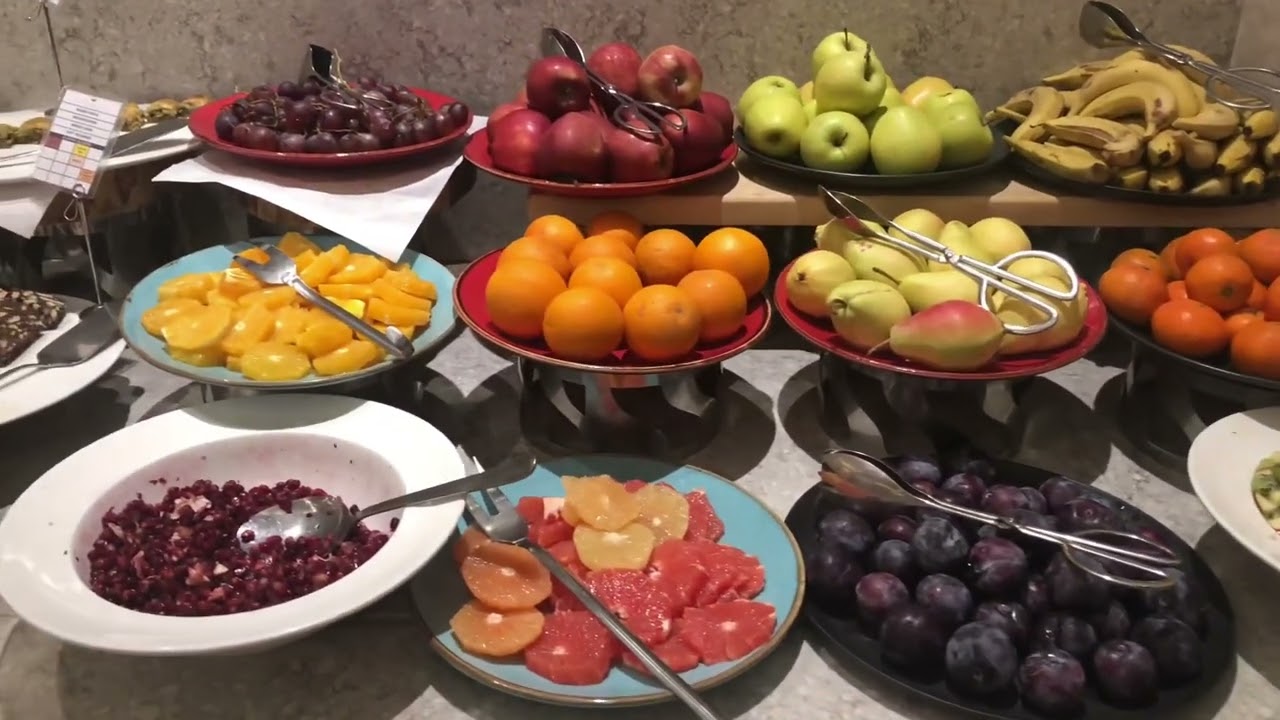Miramare Beach Hotel. Ana Restaurant Kahvaltı,Öğlen ve Akşam Yemekleri. Питание в главном ресторане