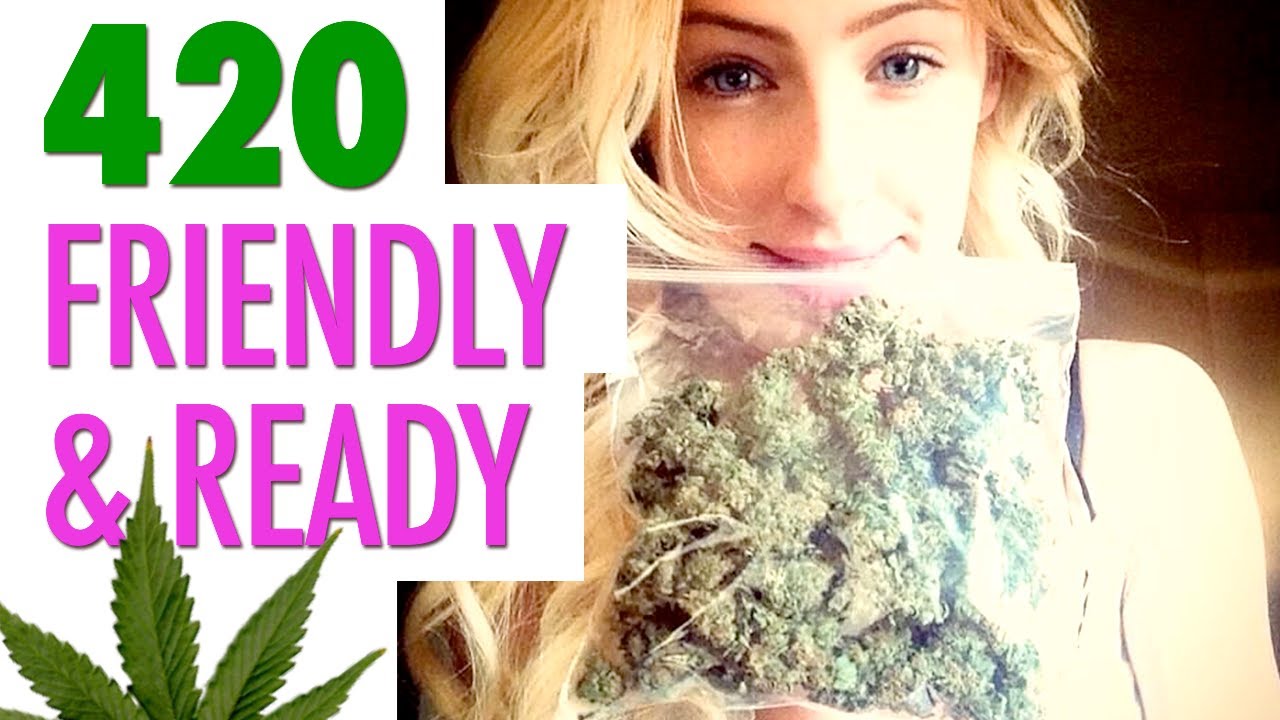Girls Smoking Weed | Smoking Compilation