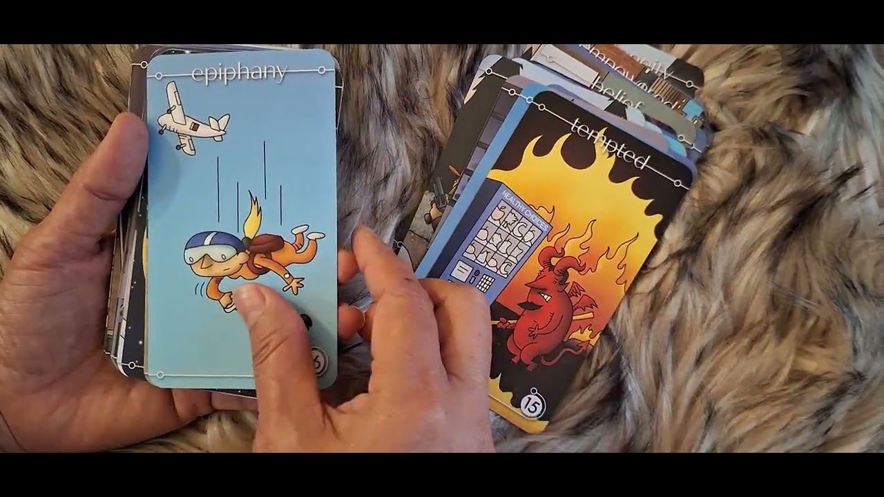 the unEssential tarot (Kickstarter )
