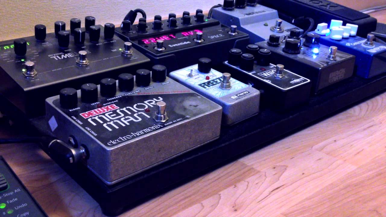Squier Vintage Modified Bass VI fun with effects