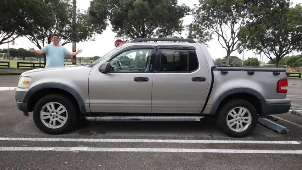 El 2008 FORD EXPLORER SPORT TRAC XLT (Una camioneta bastante peculiar) Revision prueba en español