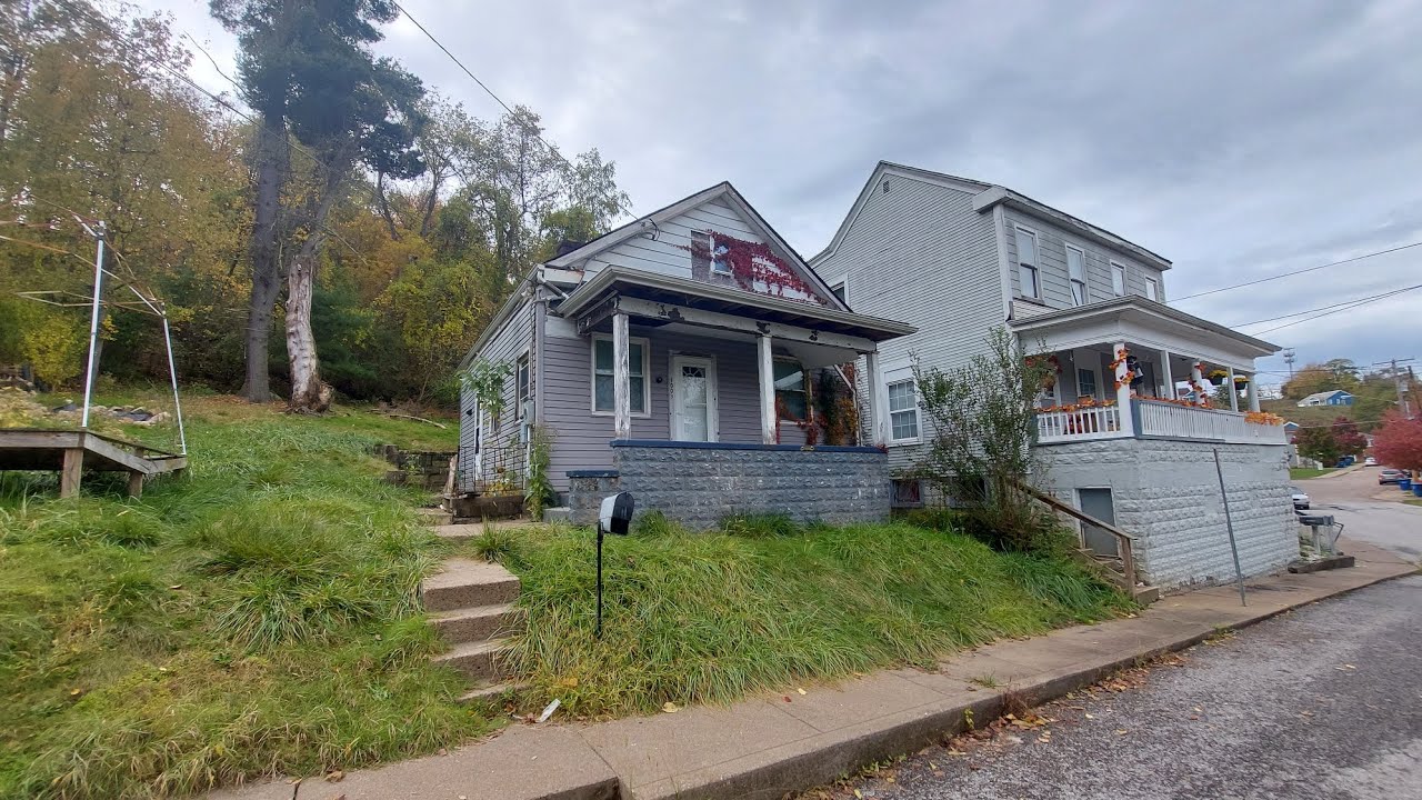☆SOLD☆ 2 Bedroom Summit St. Wheeling WV
