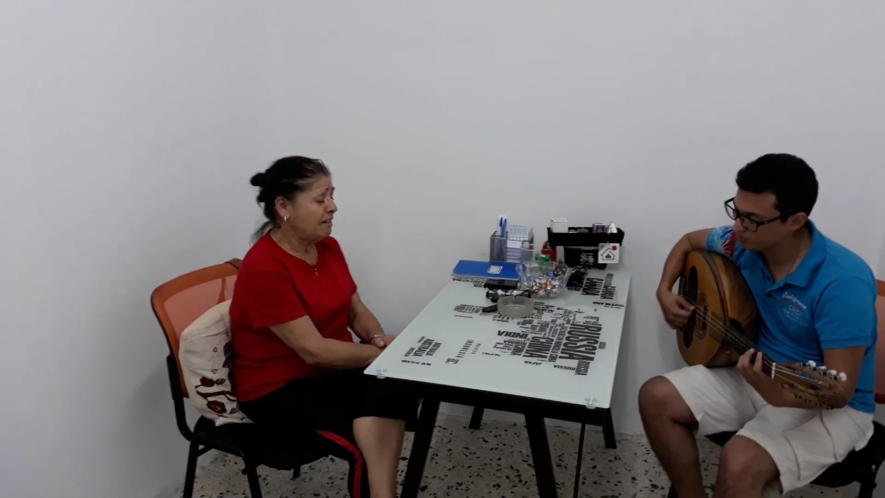 «Τα ωραία σου τα μάτια» Αγγελική Κονιτοπούλου, συνεχιστής της παράδοσης, σπουδαία ερμηνεύτρια.