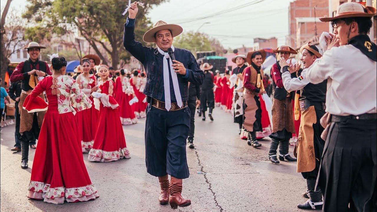 Dalmiro Cuellar en la entrada Folclórica Virgen de Guadalupe (Sol Chaqueño)