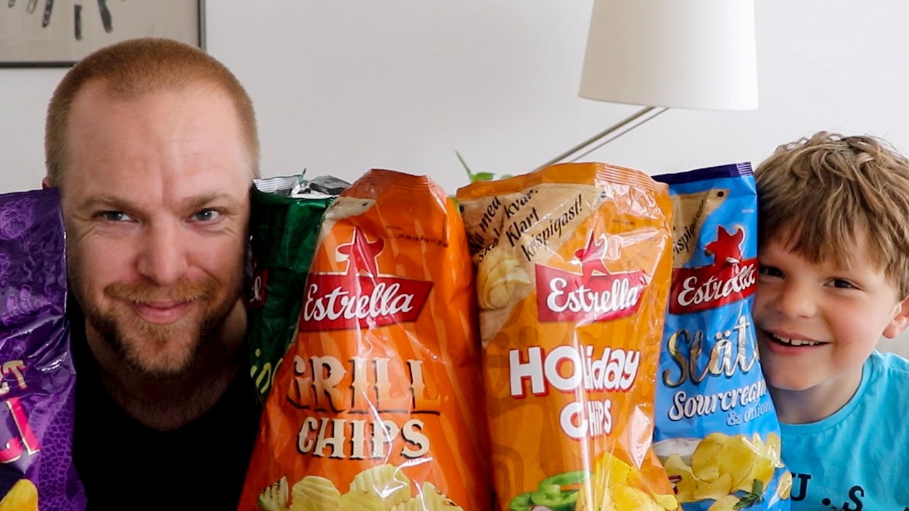 Johan och Ludvig testar Estrella-chips