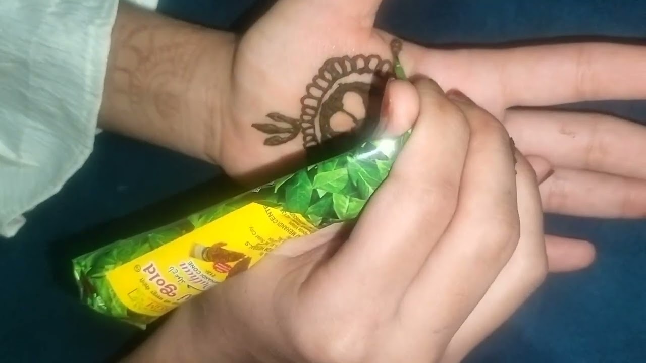 Day 1 in henna class #mehndi #hennamagic #latesthennadesign  