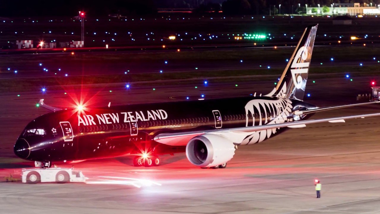 ANZ B787-9 All Blacks at Houston IAH