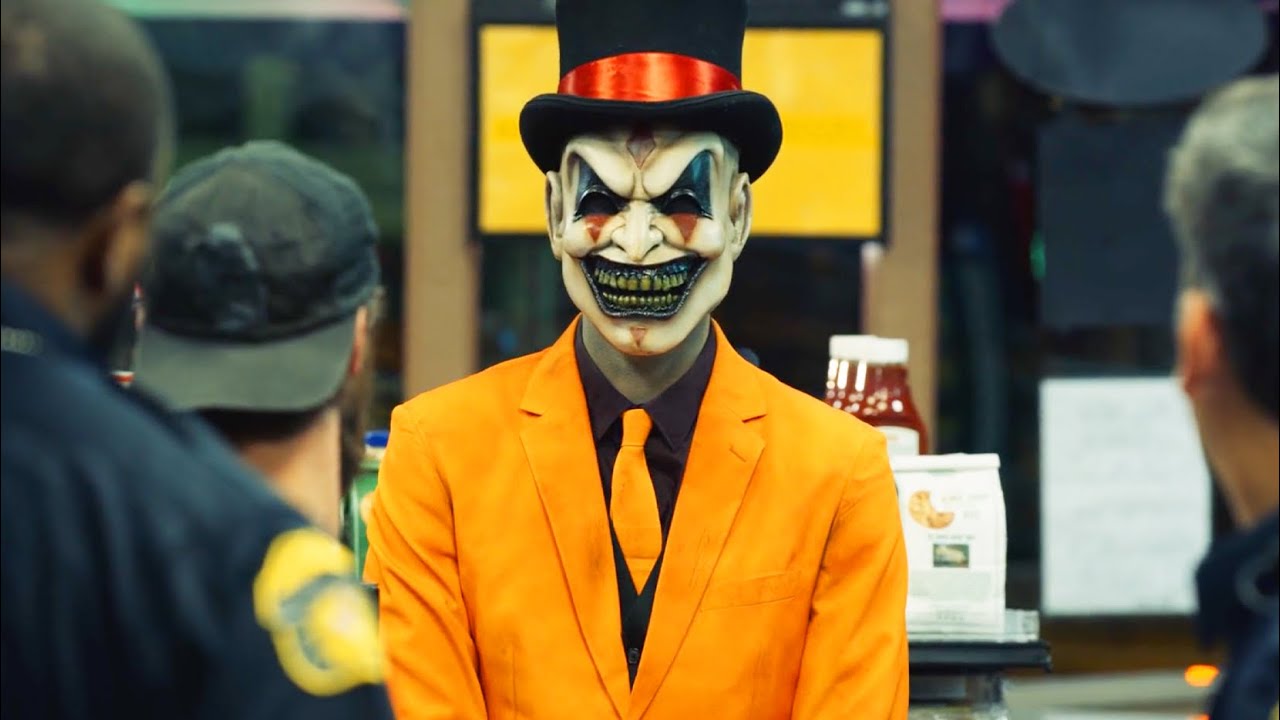Um PALHAÇO DEMONÍACO faz TRUQUES de MÁGICA assustadores para CAPTURAR suas vítimas na noite - RECAP