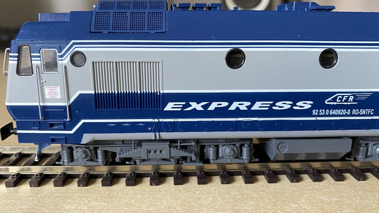 UNBOXING Locomotiva Diesel Electrica GM Express CFR cu Sunet (HGD 13112 S)