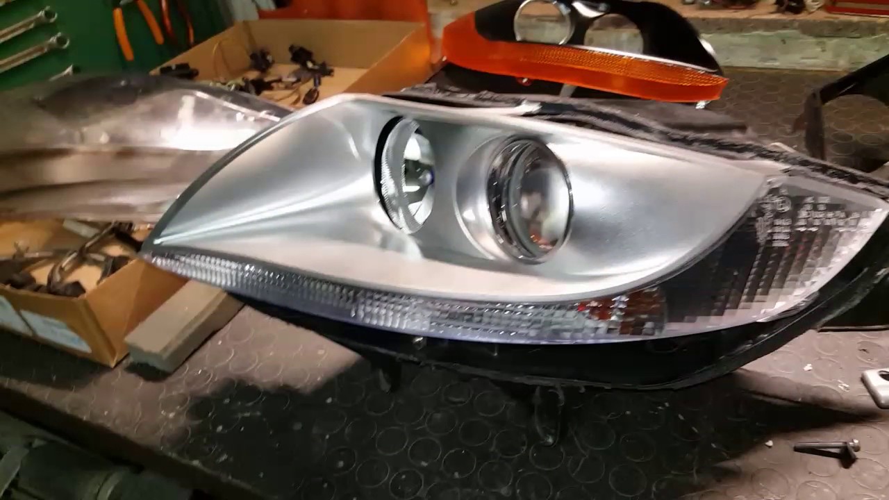 Infiltrazioni d'acqua nei fanali bmw z4 E85 come risolvere