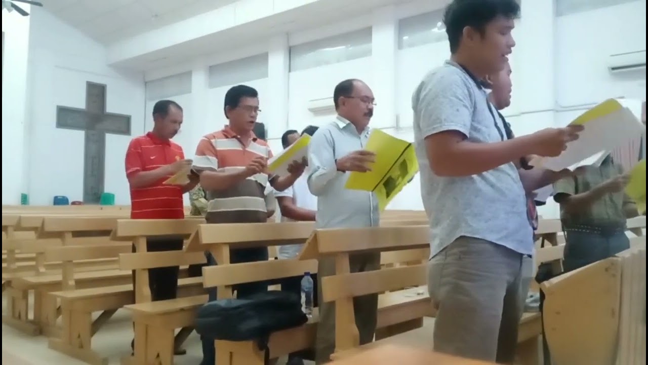 AUT SURA BOI MA AU SONGON ALOGO || Koor Ama 1 HKBP Judika Minas