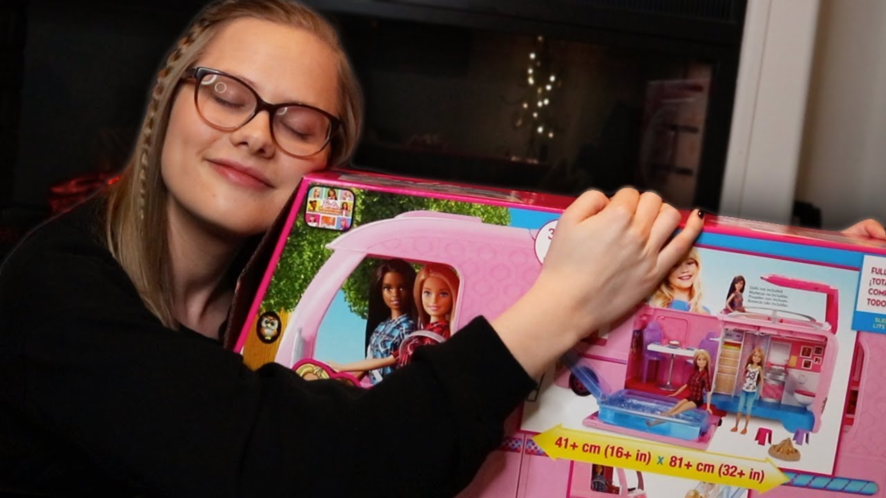 Я купила домик на колесах мечты Барби, потому что я живу мечтой.