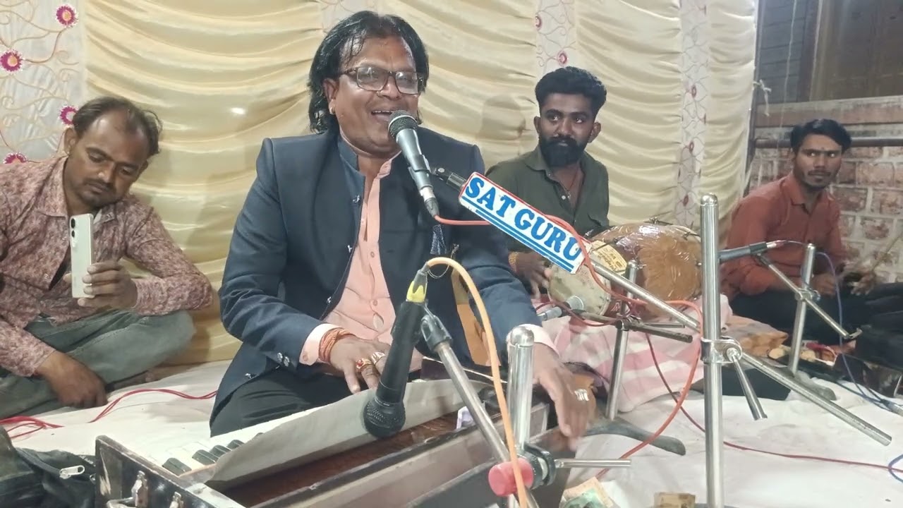 New Vairl bhajan ..Amiya Jare Niradhar .Singer Mahendra boyal ।Bhakrod live