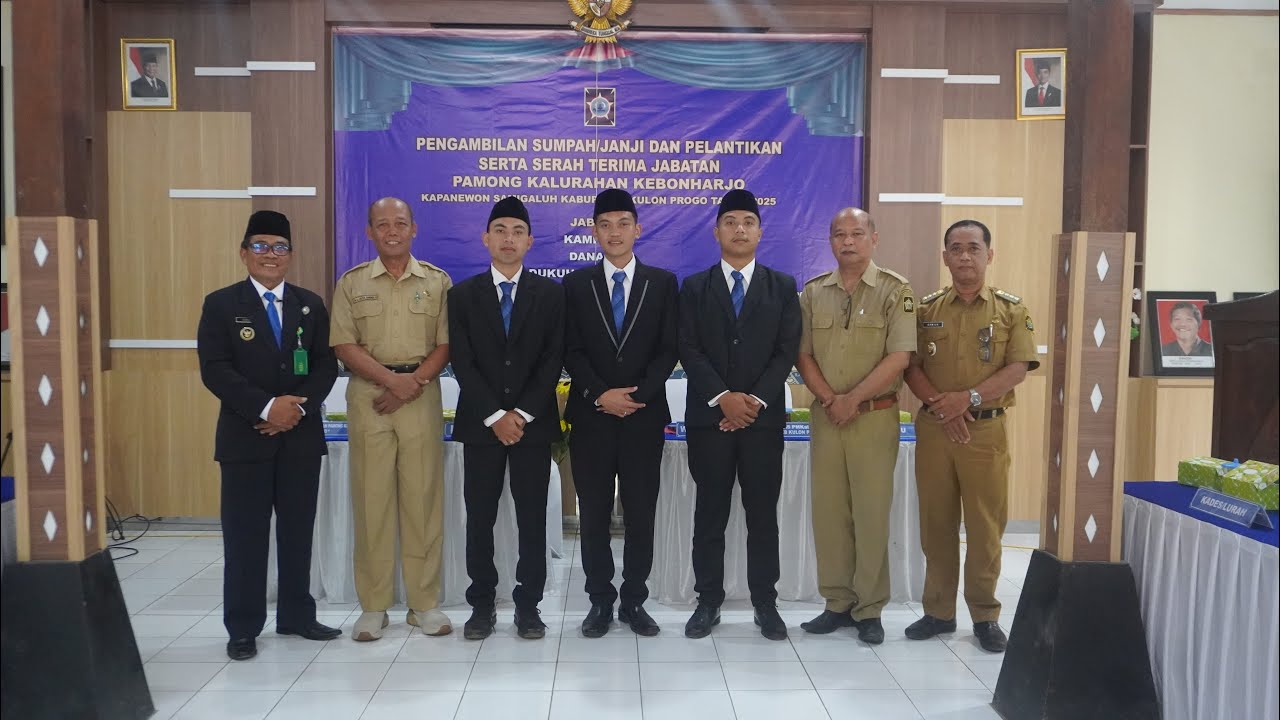 PENGAMBILAN SUMPAH JANJI DAN PELANTIKAN PAMONG KALURAHAN KEBONHARJO SAMIGALUH