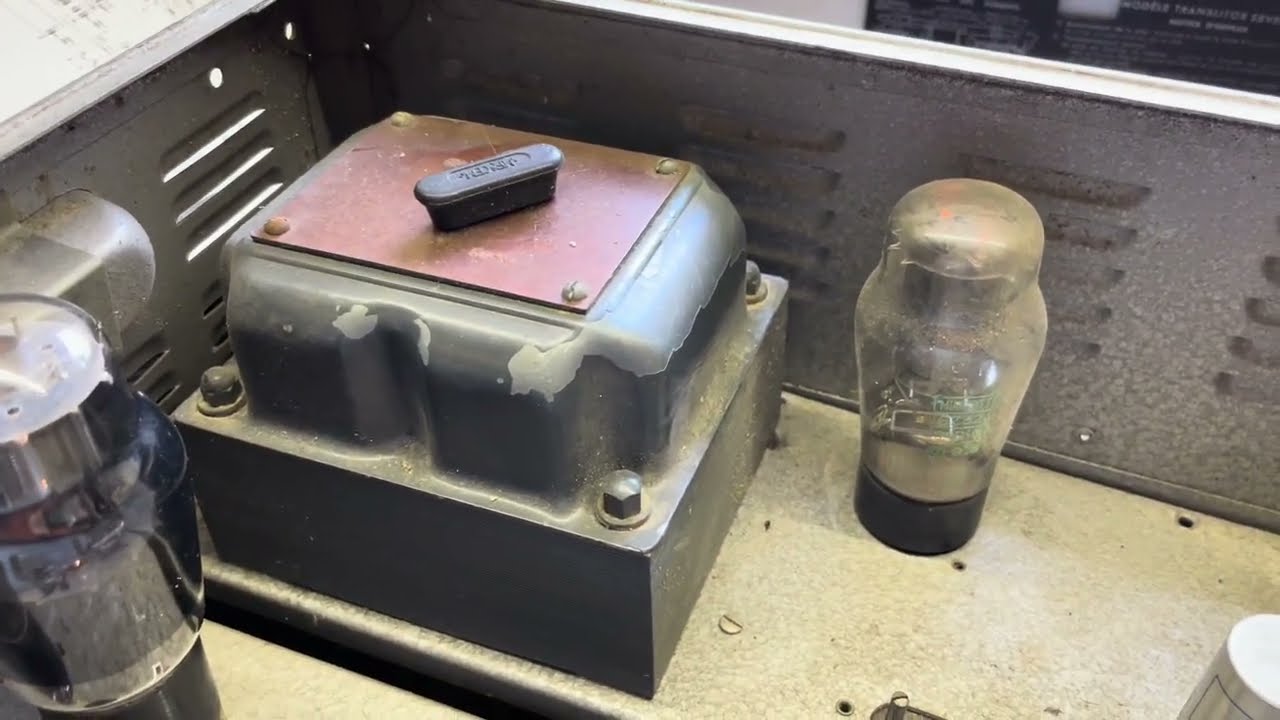Bouyer St30 push de 6L6 années 50, projet d’atelier  solide et pas si mal sue cela!