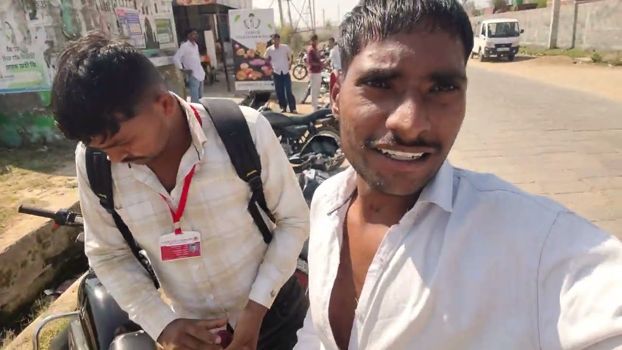 आज फिर गए पेपर देने लाडवा।।