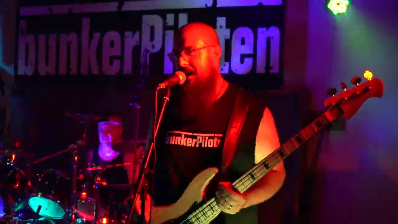 bunkerpiloten - Stunde des Siegers @ONKELZoffiziell cover