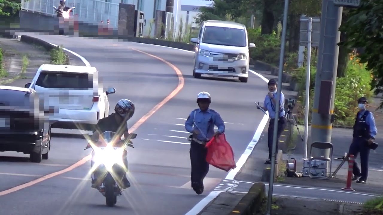 取締り　速度超過　72