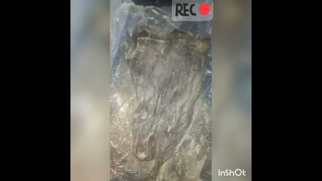 طريقة صبغ كلبسات الشعر باللون الأسود فيديو تطبيقي
