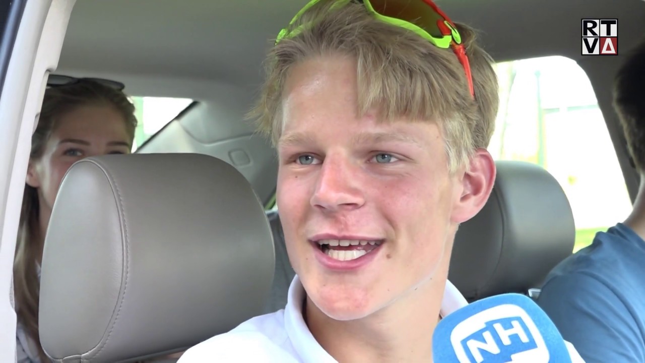 Groenstrookleerlingen pikken diploma op in de auto