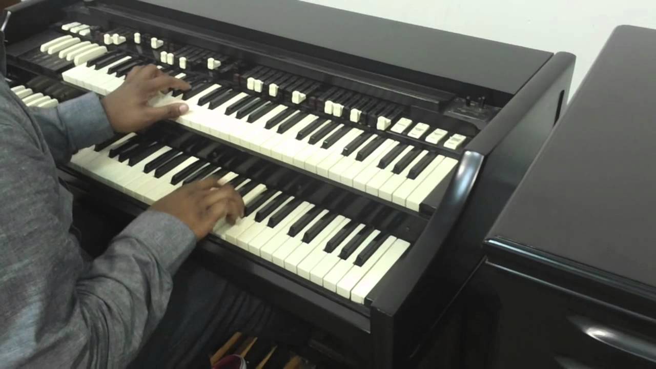 HAMMOND ORGAN A101 Demonstration by Devin Watkins