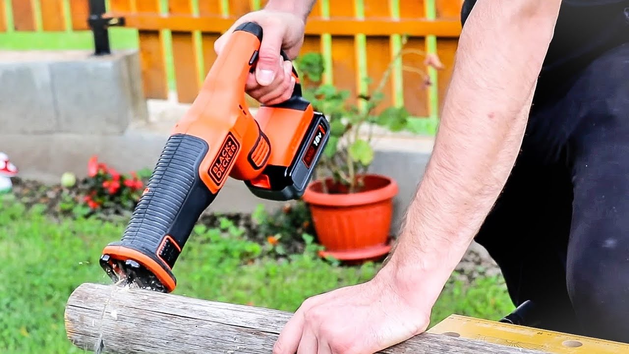 Black & Decker BDCR18M1 аккумуляторная пила