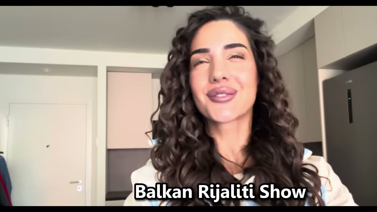 ANĐELA ODUSEVILA SVOJE FANOVE - Snimila novi vlog kako provodi vreme na Tajlandu ...