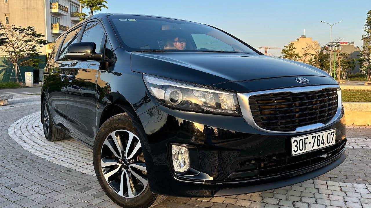 SEDONA máy dầu zin cả xe giá chỉ hơn 400tr ...Siêu rộng rãi...siêu tiết kiệm...giá quá êm!