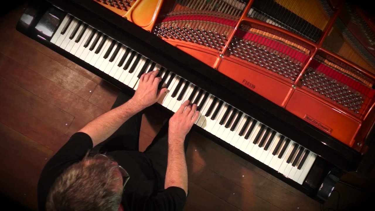 Schubert Impromptu Op.90 No.2 P. Barton FEURICH 218 piano