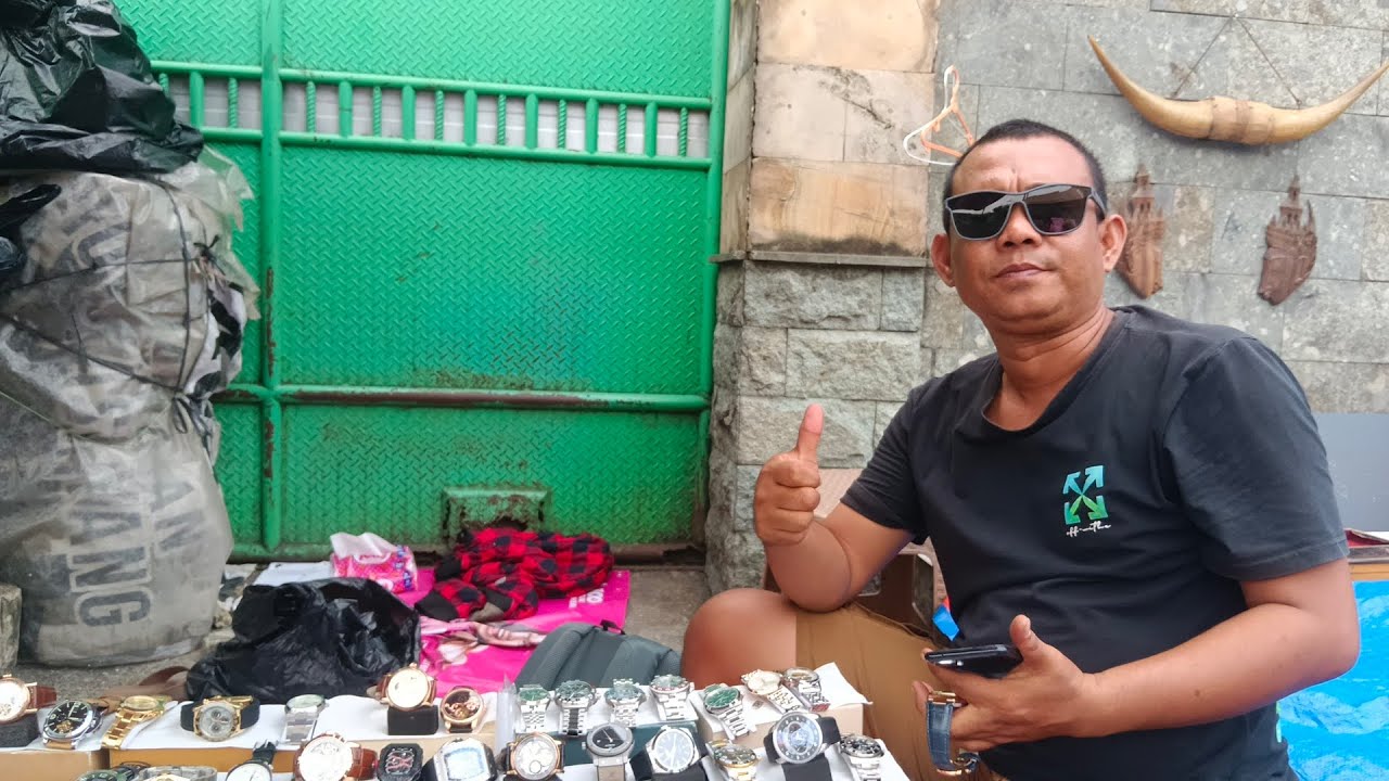 BANYAK PROMO💥 JAM TANGAN BRANDED TERBARU DIPASAR LOAK JEMBATAN ITEM// AWAL 081293889875