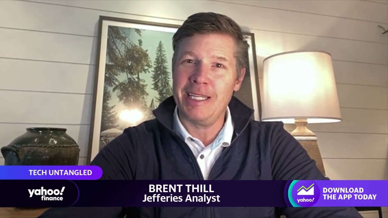 Tech analyst on setup into 2023: ‘Fasten your seatbelts’