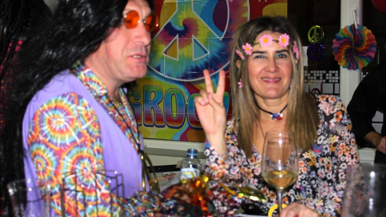 50 Amigos Fiesta Hippie