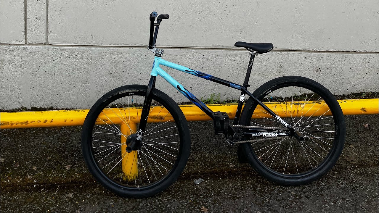 Get On Your Feet: training for SMC9 @Suckmycog @fixatedfgfs2317 @Volarclips @masterbikeco3669 