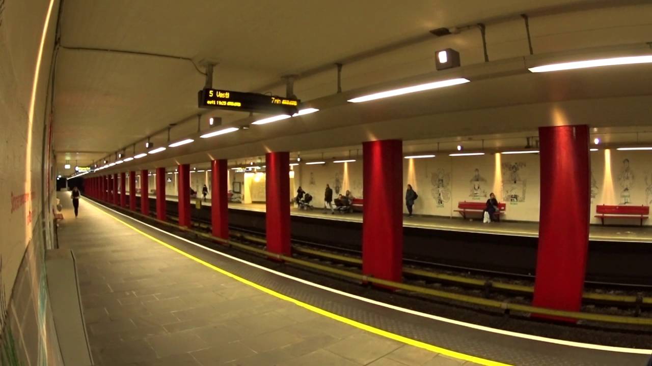 Random MX3000 action at Stovner / Oslo T-bane / Oslo metro