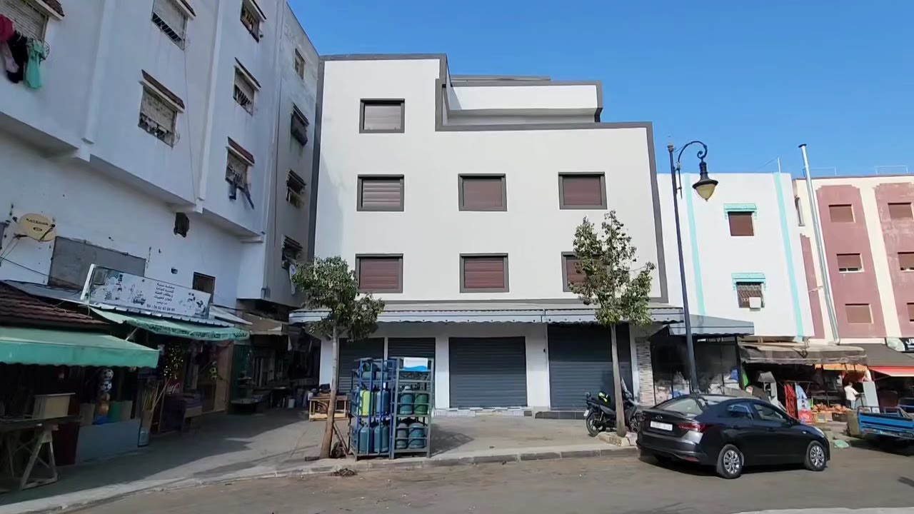 منزل تجاري للبيع حدا سوق مسنانة طنجة الموقع تجاري رائع