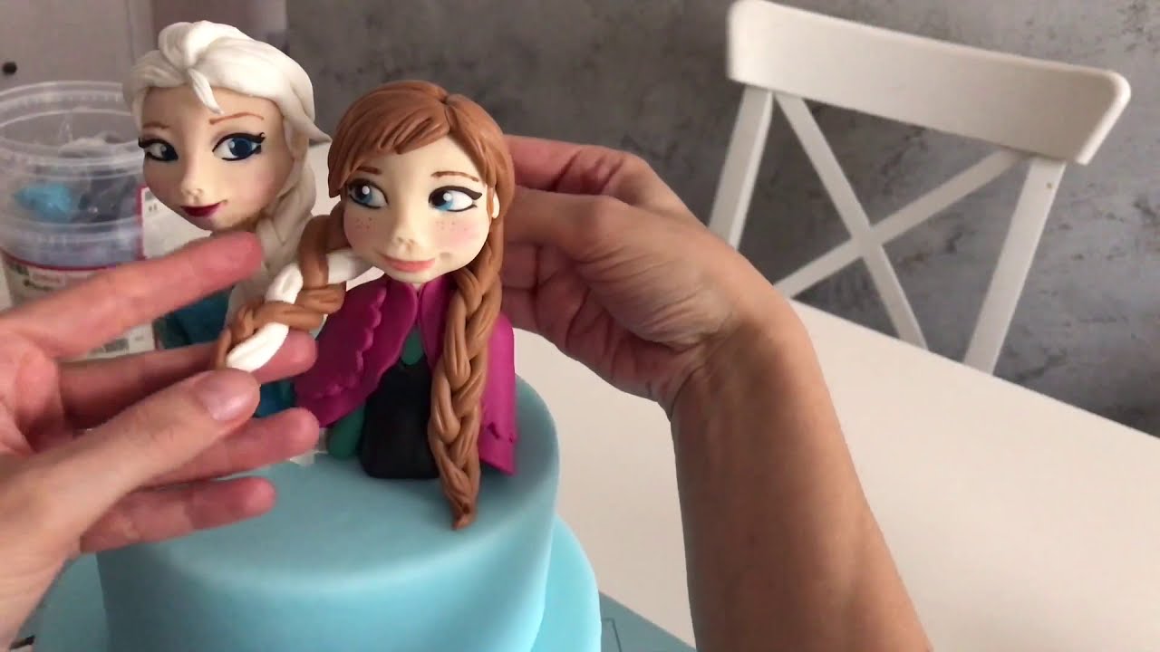 How to make Frozen Anna out of fondant