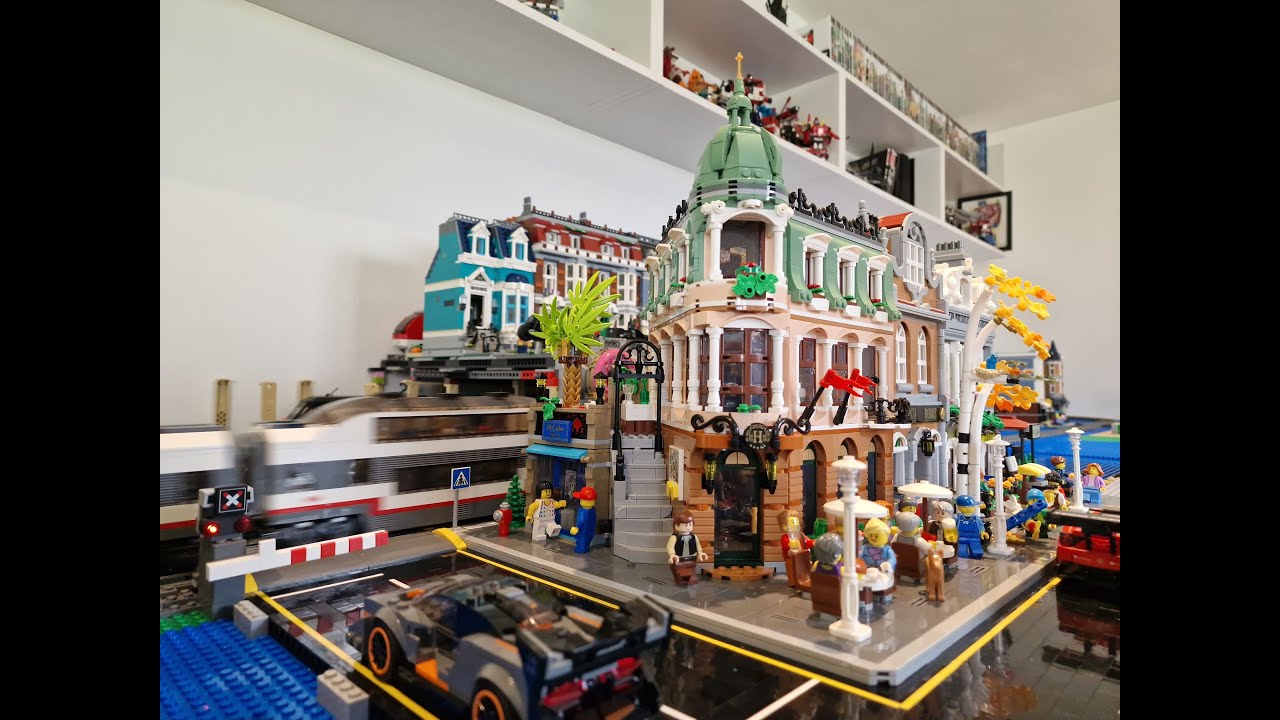 Lego City Update 16 - Placing The Boutique Hotel, Bookshop and Parisian Restaurant