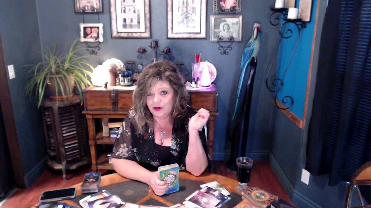 CAPRICORN NOV 11 THE ORACLE'S GIFT TO YOU!  THIS IS YOUR MATCH CAPRICORN. MATCH YOUR EVERY MOVE.