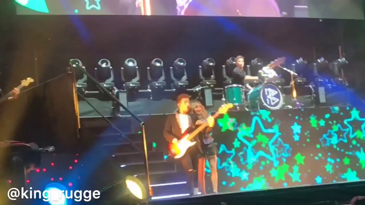 KAROL Y RUGGERO EN PUEBLA ALZO MI BANDERA SOY LUNA EN VIVO