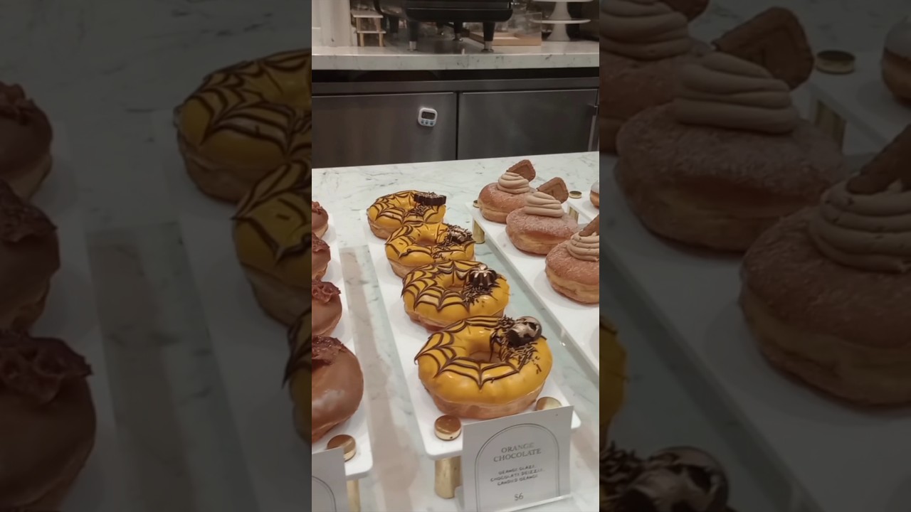 Trying Luxury Donuts in Vegas! #vegas #foodie #trending #donutique