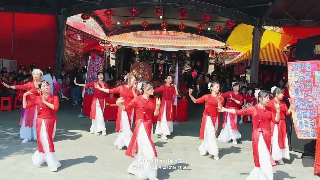 愛上廣場舞.黑白舞團隊.參與2026龍鳳宮.丙午🐎年平安文化祭.首演“人生像一幅畫”115.2.21涂德隆📹