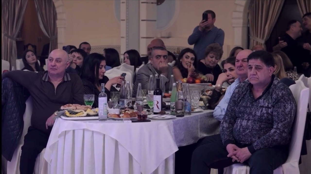 Поздней осенней порой , Мадам попугай /Аташ Шавелиев ,Арсен Акопян ,Восточный экспресс band