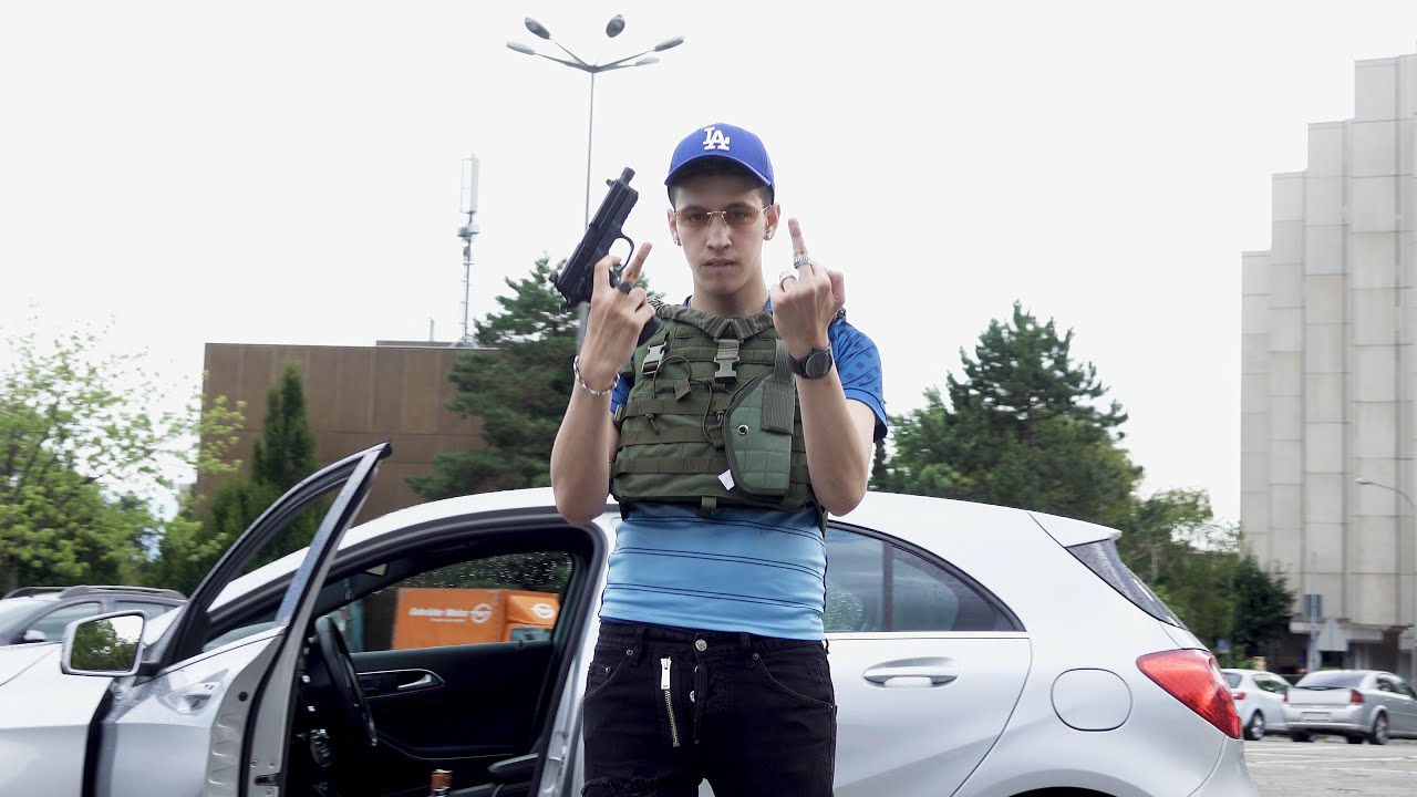 Chams - Massacre #3 (Clip Officiel)