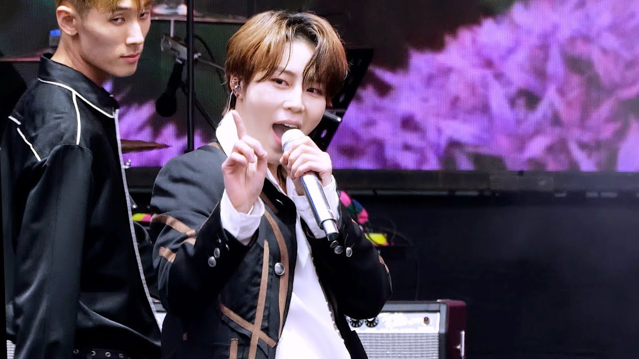 221009 하성운 HA SUNG WOON - Too little too late 세로캠 Fancam (2022 썸데이플레로마)