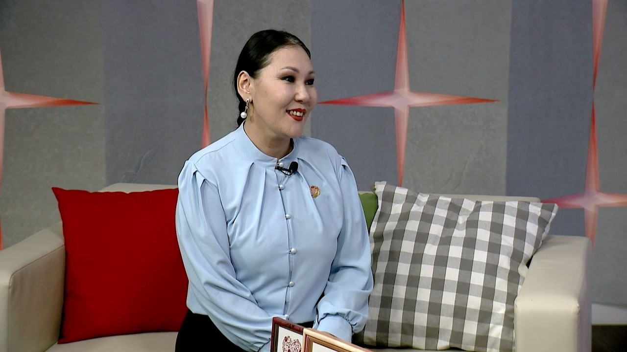 Сохраняя традиции: как педагог из Мирного учит детей танцевать душой эвенков