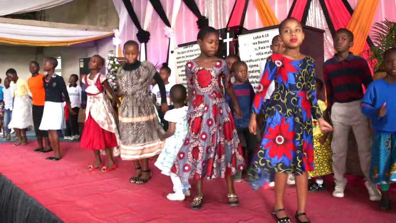 Kwaya ya watoto TAG Shaloom