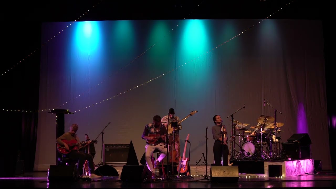 ANDREA MOTIS BANDADA FESTIVAL